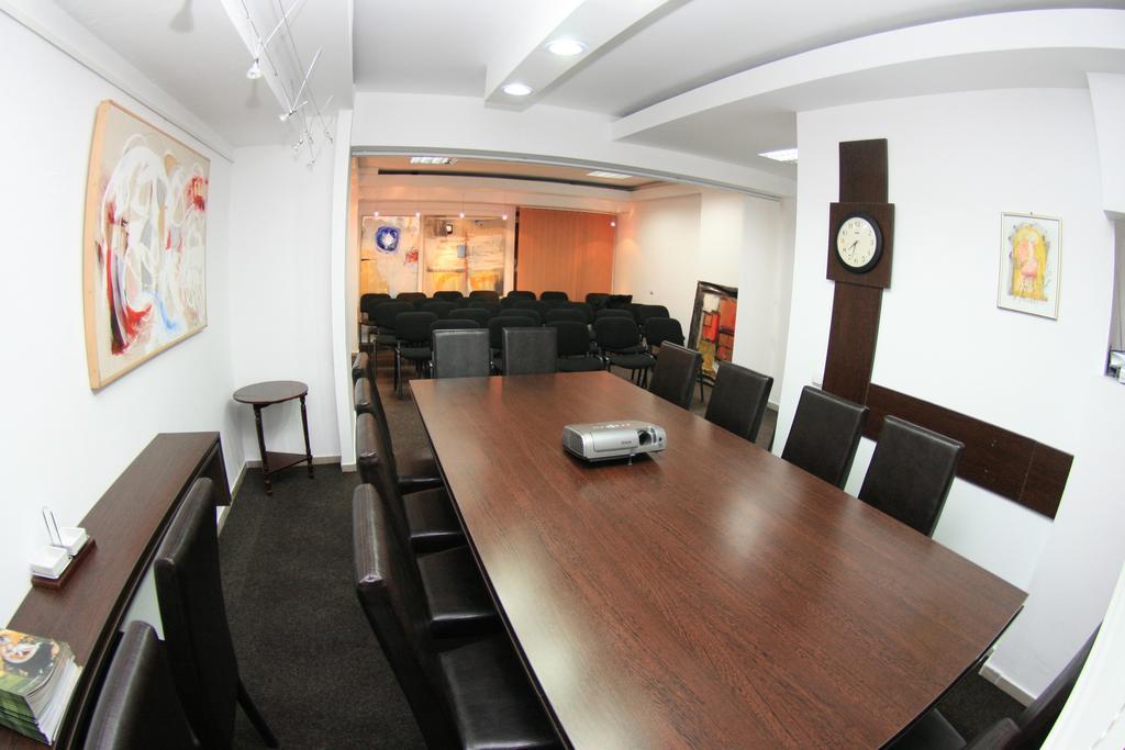 Pensiunea Studio Bacau Exterior photo